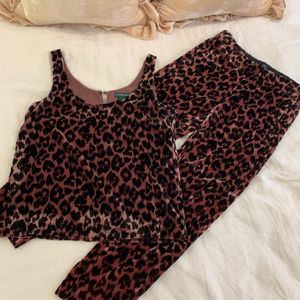 Velvet Co-Ord Set - Picture 2 of 2
